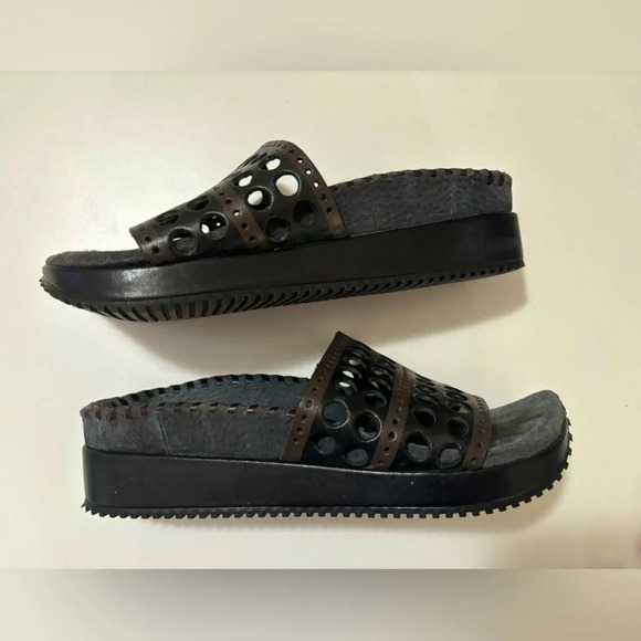 Naked Feet Like New Two Tone Woven Leather and Suede Slide Platform Sandals - Picture 1 of 13